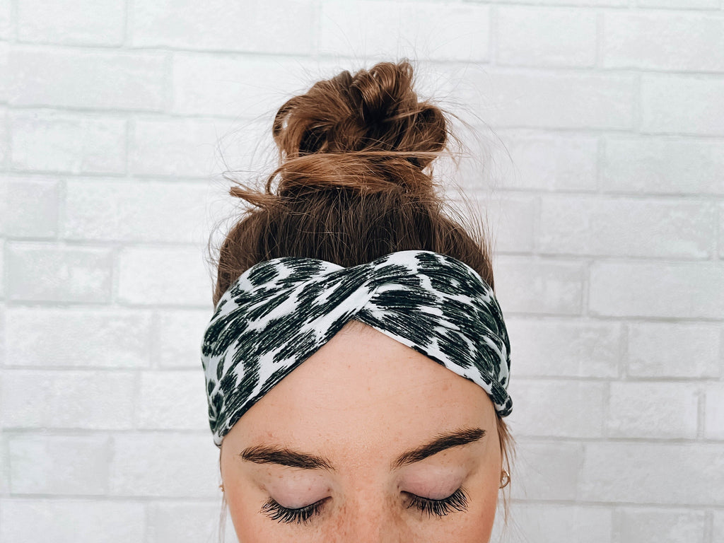 No Slip Crazy Comfortable Soft Wide Twist Headband Black and White Cheetah Print