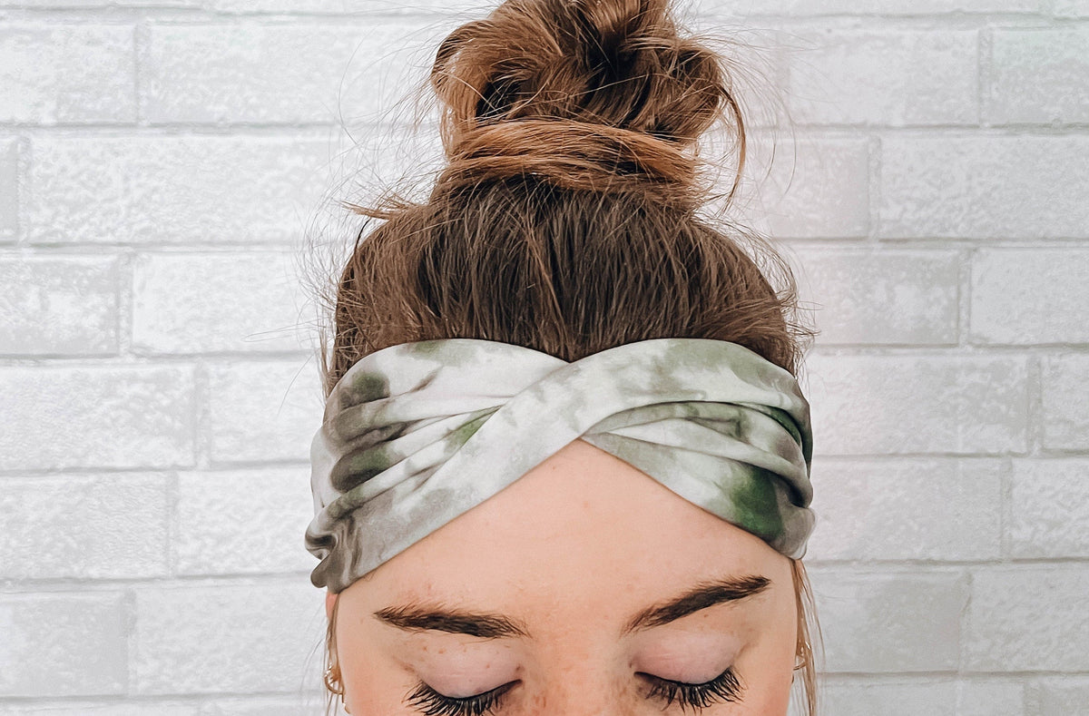 Soft No Slip Wide Twist Green Tie Dye Headband
