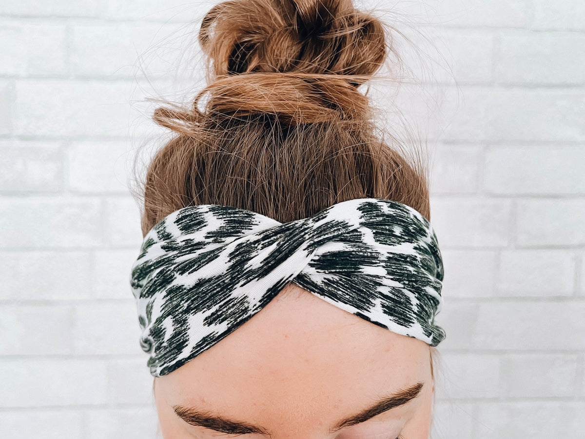 No Slip Crazy Comfortable Soft Wide Twist Headband Black and White Cheetah Print