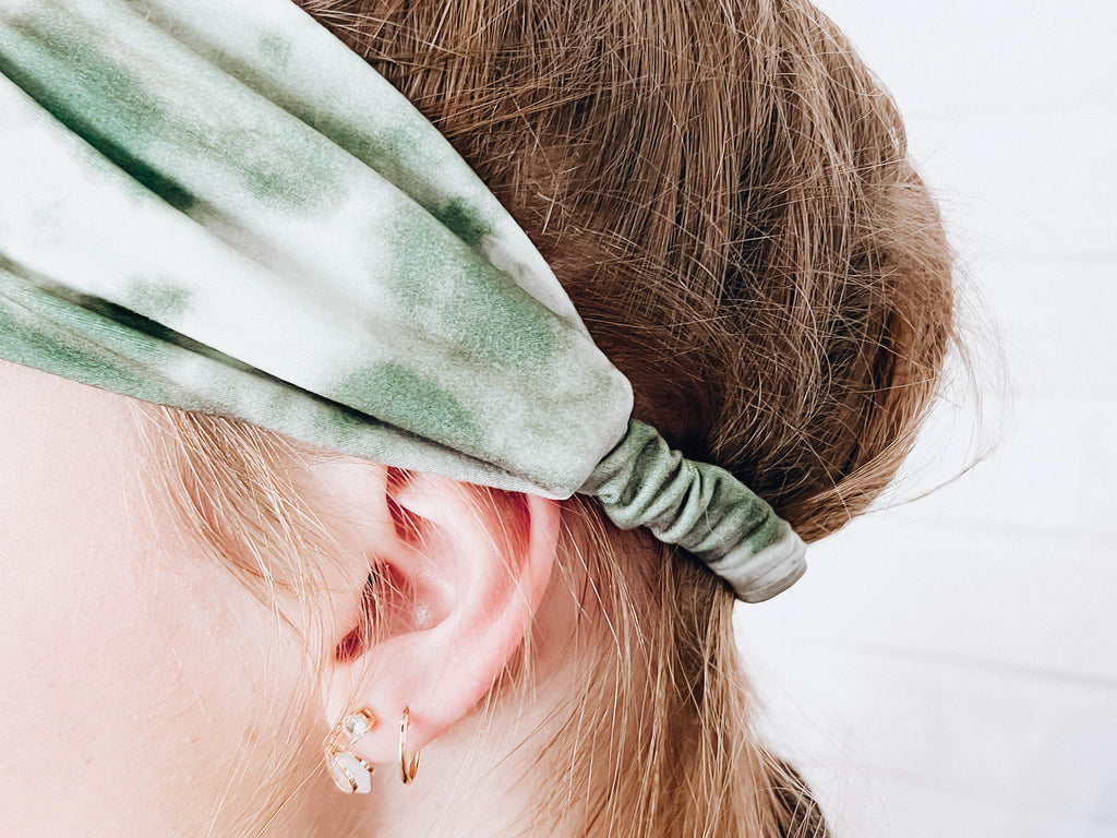 Soft No Slip Wide Twist Green Tie Dye Headband