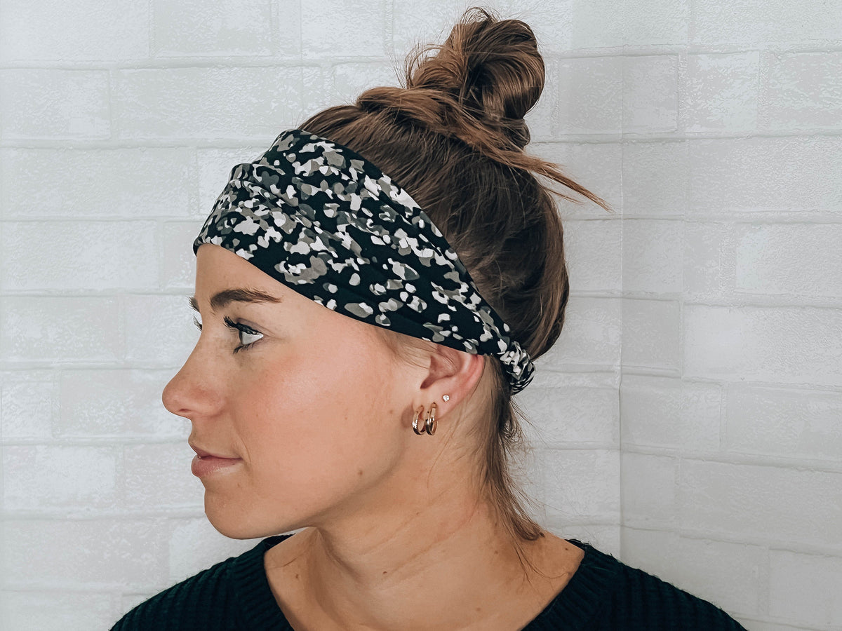 No Slip Super Soft Fits All Headband Black and White Pattern