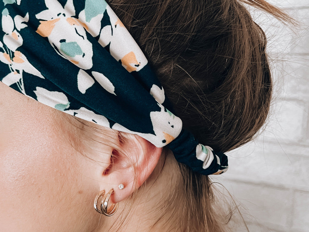 No Slip Super Soft Always Fits Navy Floral Comfortable Headband