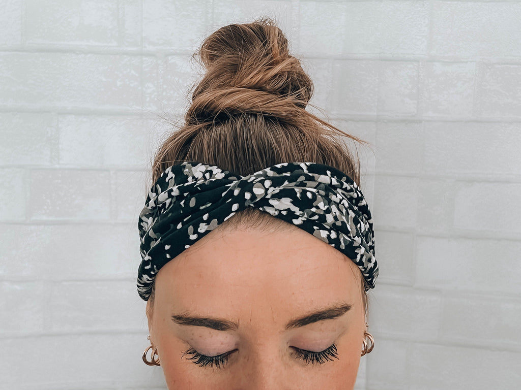 No Slip Super Soft Fits All Headband Black and White Pattern