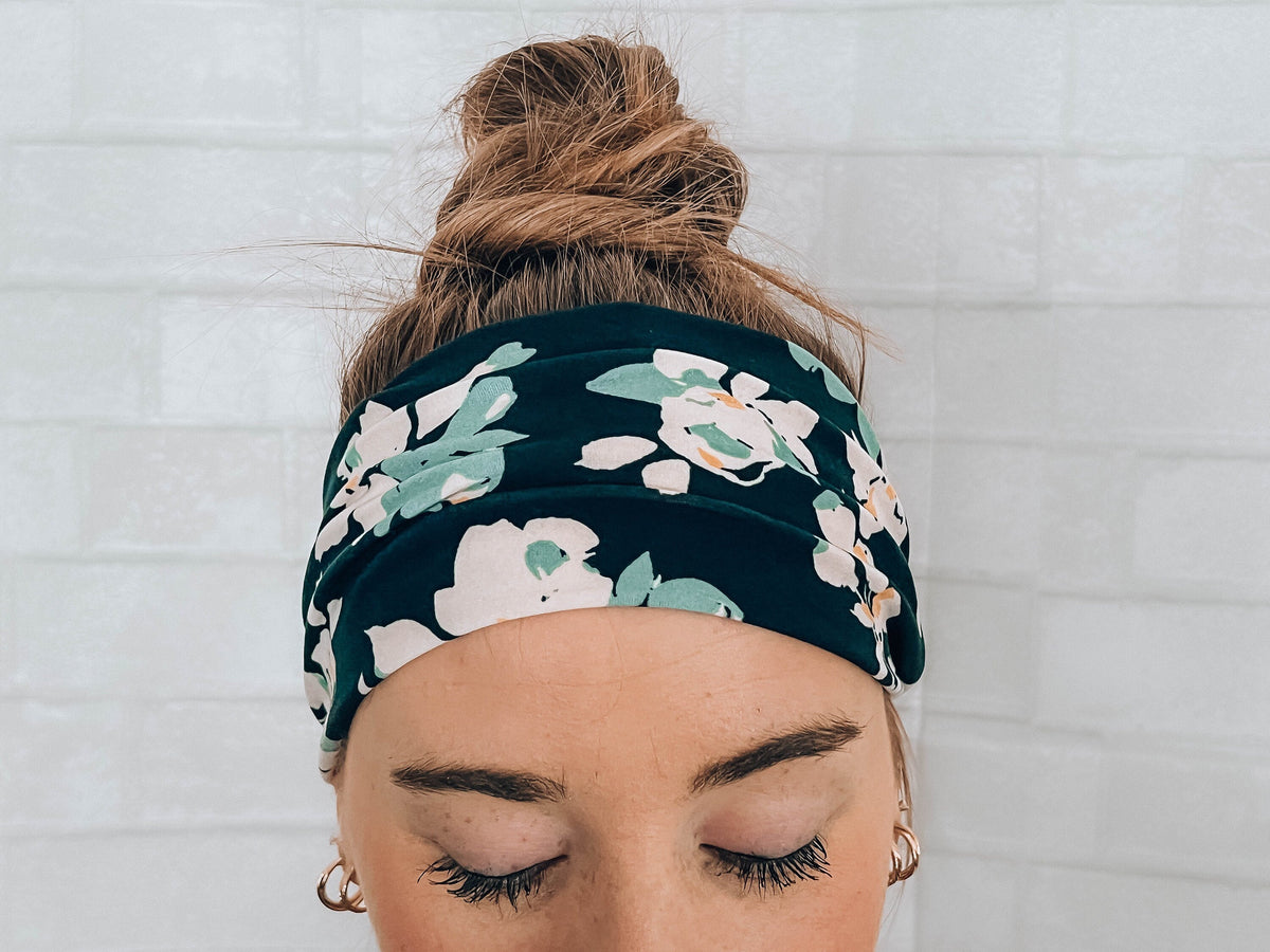 No Slip Super Soft Always Fits Navy Floral Comfortable Headband