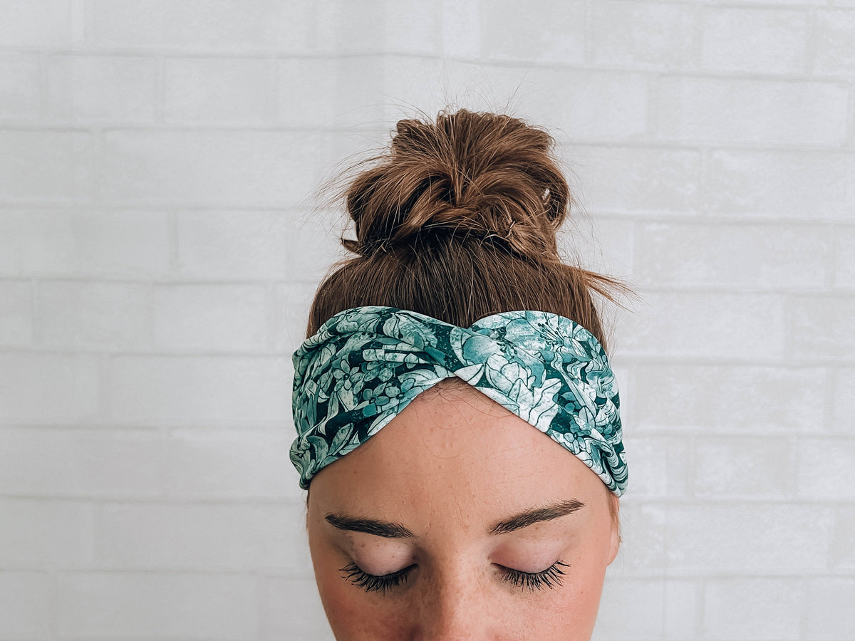 Soft No Slip Wide Comfort Headband Hairband in Teal Blue Floral