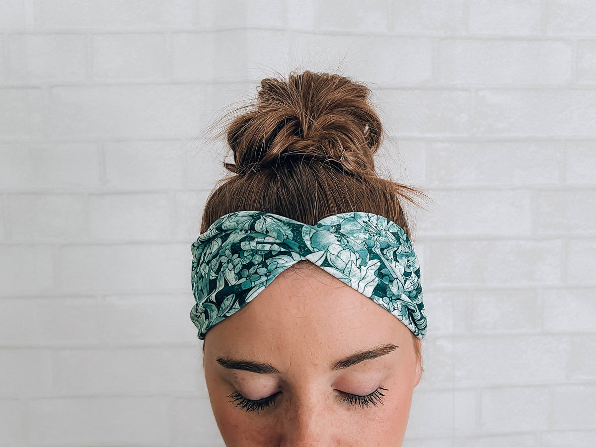 Soft No Slip Wide Comfort Headband Hairband in Teal Blue Floral