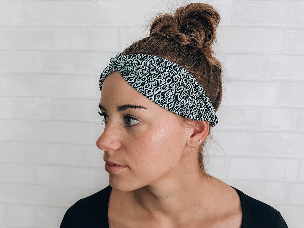 Soft No Slip Wide Comfort Headband Hairband in Teal Blue Abstract Pattern